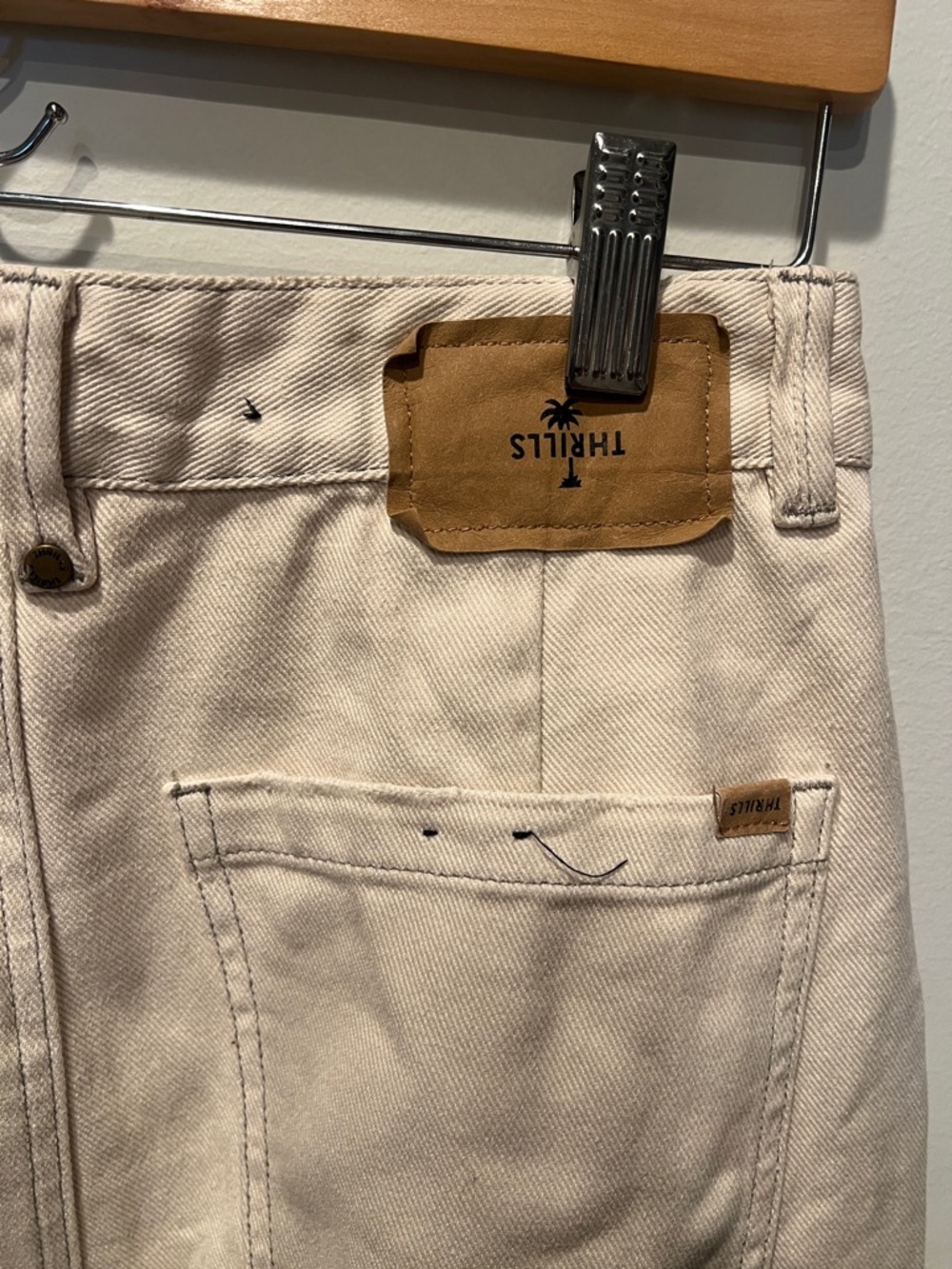 Thrills Chloe Jeans in Vintage Bone / Wide Leg High-Rise Pants in Light Beige 4 - Picture 6 of 11